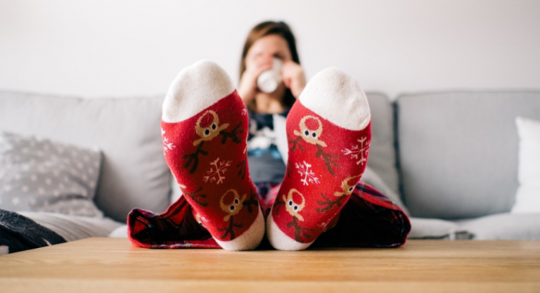 5 Easy Ways to Keep Your Sanity INTACT During the Holidays