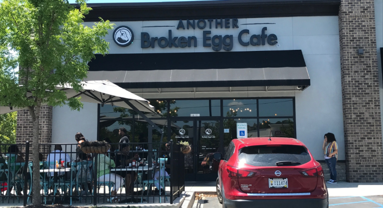 Columbia Mom EATS :: Another Broken Egg Café
